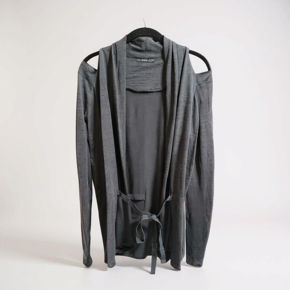 Cos Chic Unique Open Front Cold Shoulder Cardigan In Black